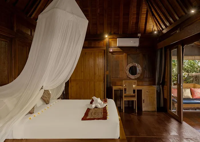 Bumbung Sari Villa *